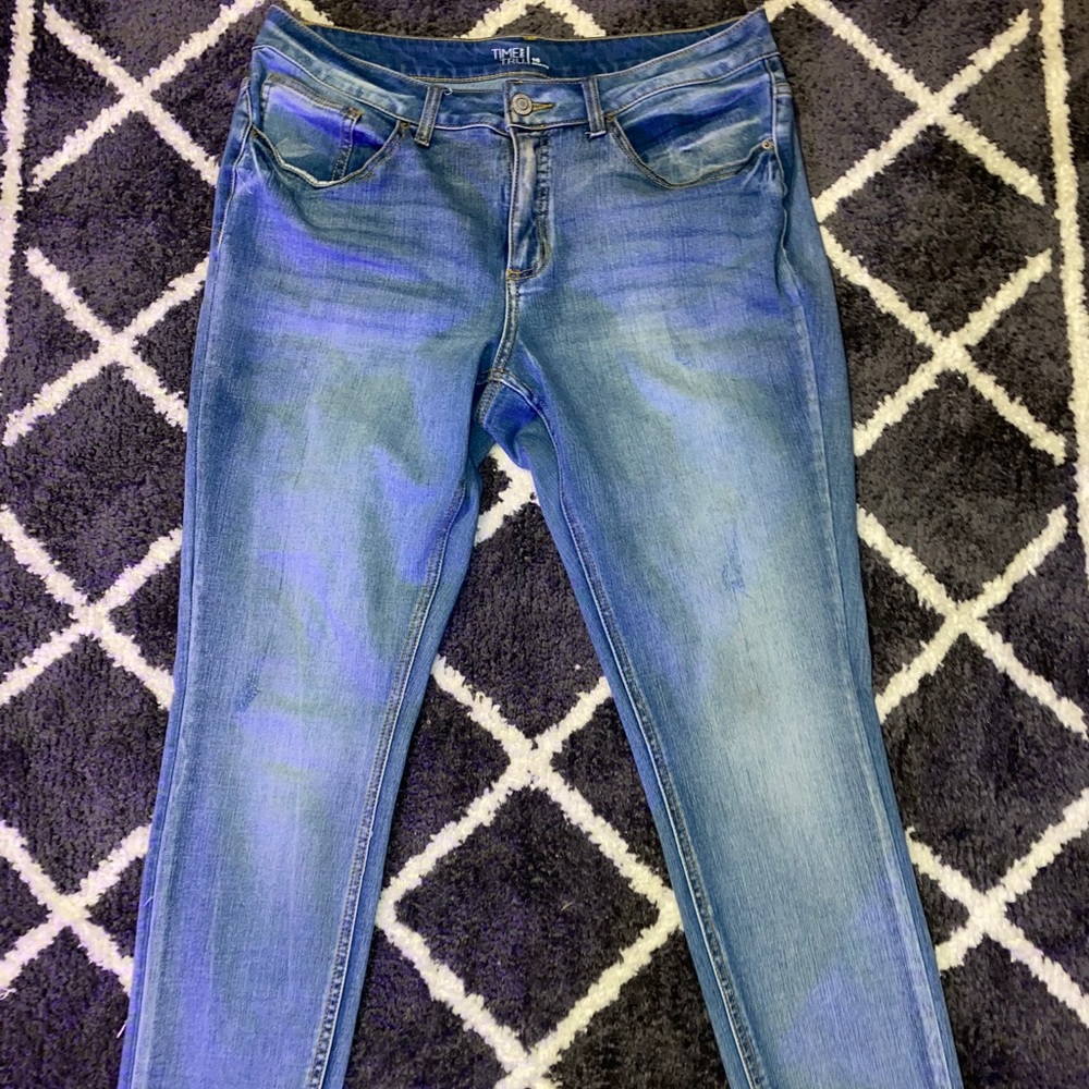 Skinny Blue Jeans